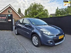 Blauw Gebruikt 2010 Renault Clio R.S. Collection Hatchback | € 1.945 (Eerlijke prijs)