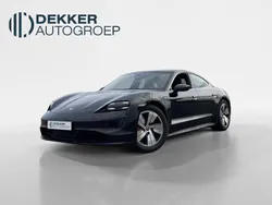 Zwart Gebruikt 2020 Porsche Taycan 4S Performance Package Sedan | € 59.945 (Eerlijke prijs)
