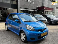 Blauw Gebruikt 2011 Toyota Aygo Comfort Hatchback | € 1.850 (Goede deal)