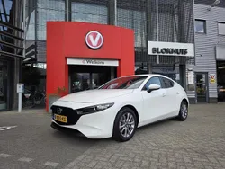 Wit Gebruikt 2021 Mazda 3 Hatchback | € 21.690 (Iets duurder)