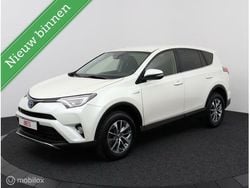 Wit Gebruikt 2017 Toyota RAV4 SUV | € 20.000 (Eerlijke prijs)