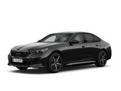 Zwart Gebruikt 2024 BMW i5 Comfort Edition Sedan | € 57.400 (Goede deal)