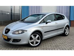 Grijs, metallic lak Gebruikt 2006 Seat Leon Reference Hatchback | € 2.950 (Goede deal)