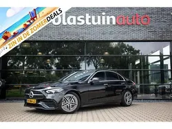 Zwart Gebruikt 2022 Mercedes C300e AMG line Sedan | € 38.950 (Eerlijke prijs)