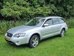 Grijs Gebruikt 2005 Subaru Legacy Stationwagen | € 4.000