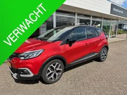 Rood Gebruikt 2019 Renault Captur Intens SUV | € 19.945 (Iets duurder)