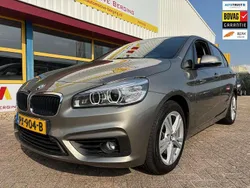 Grijs, metallic lak Gebruikt 2017 BMW 218 Active Tourer Executive MPV | € 16.500 (Goede deal)