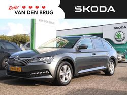 Grijs Gebruikt 2022 Skoda Superb Business Line Stationwagen | € 25.695 (Eerlijke prijs)
