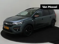 Groen Gebruikt 2025 Dacia Jogger Extreme MPV | € 29.430