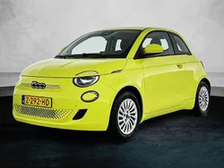 Groen Gebruikt 2024 Fiat 500e Urban Hatchback | € 24.420 (Duur)