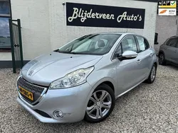 Grijs Gebruikt 2012 Peugeot 208 Allure Hatchback | € 5.450 (Eerlijke prijs)