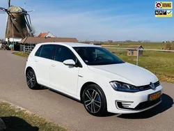 Wit Gebruikt 2016 VW Golf VII GTE Hatchback | € 15.950 (Eerlijke prijs)