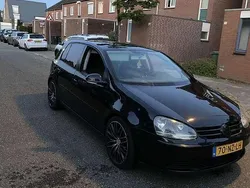 Zwart Gebruikt 2004 VW Golf IV Sportline Hatchback | € 1.700 (Eerlijke prijs)