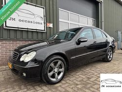 Zwart Gebruikt 2006 Mercedes C200 Avantgarde Sedan | € 4.995 (Eerlijke prijs)