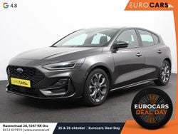 Grijs Gebruikt 2023 Ford Focus ST-Line Hatchback | € 20.490 (Goede deal)
