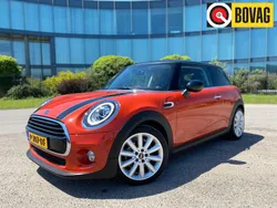 Oranje Gebruikt 2018 Mini Cooper Chili Hatchback | € 23.880 (Duur)