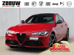 Rood Gebruikt 2023 Alfa Romeo Giulia Competizione Sedan | € 58.450 (Eerlijke prijs)