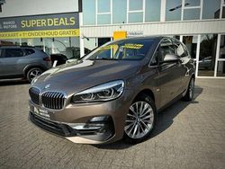 Bruin Gebruikt 2018 BMW 225 Sedan | € 22.950