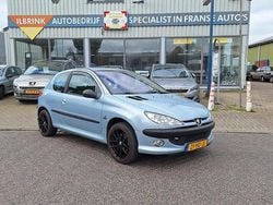 Grijs, metallic lak Gebruikt 2001 Peugeot 206 GTi Hatchback | € 3.950