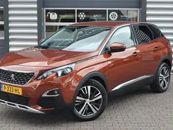 Bruin Gebruikt 2017 Peugeot 3008 SUV | € 16.440 (Eerlijke prijs)