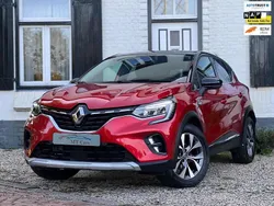 Rood, metallic lak Gebruikt 2020 Renault Captur Intens SUV | € 13.900 (Eerlijke prijs)