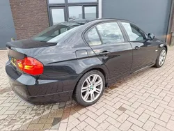 Zwart Gebruikt 2010 BMW 320 Executive Sedan | € 7.800 (Eerlijke prijs)