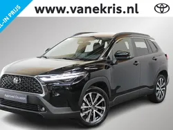 Zwart Gebruikt 2024 Toyota Corolla Cross Style SUV | € 37.699 (Eerlijke prijs)