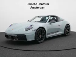 Groen Nieuw 2025 Porsche 911 Targa 4 Cabriolet | € 312.836