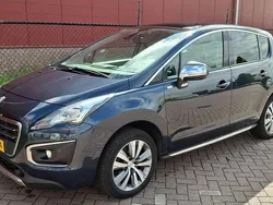 Blauw Gebruikt 2015 Peugeot 3008 Style MPV | € 9.250 (Duur)