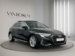 Zwart Gebruikt 2022 Audi A3 Sportback e-tron S-Line Sedan | € 30.950 (Goede deal)