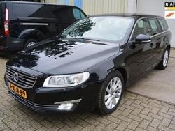 Zwart Gebruikt 2014 Volvo V70 Summum Stationwagen | € 11.499 (Eerlijke prijs)