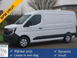 Wit Nieuw 2024 Renault Master Van | € 32.850 (Goede deal)