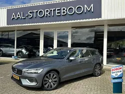 Grijs, metallic lak Gebruikt 2019 Volvo V60 Inscription Stationwagen | € 32.900 (Goede deal)