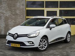 Wit Gebruikt 2017 Renault Clio GrandTour Intens Stationwagen | € 7.450 (Eerlijke prijs)