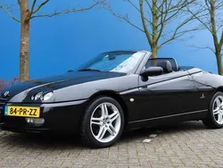 Zwart, metallic lak Gebruikt 2004 Alfa Romeo Spider Turismo Cabriolet | € 11.950