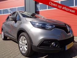 Grijs Gebruikt 2014 Renault Captur Expression SUV | € 7.450 (Eerlijke prijs)