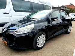 Zwart Gebruikt 2014 Renault Clio IV Dynamique Hatchback | € 2.999 (Iets duurder)