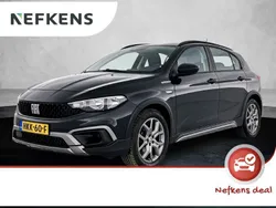 Zwart Gebruikt 2023 Fiat Tipo Cross Hatchback | € 24.925 (Iets duurder)