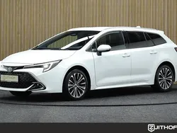 Wit Gebruikt 2024 Toyota Corolla Stationwagen | € 31.850 (Iets duurder)