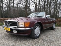 Rood Gebruikt 1986 Mercedes 560 Cabriolet | € 29.500