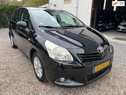 Zwart (metallic) Gebruikt 2010 Toyota Verso Limited MPV | € 7.499