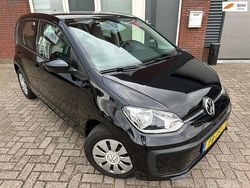 Zwart Gebruikt 2017 VW up! move up! Hatchback | € 7.750 (Eerlijke prijs)