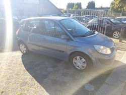 Blauw Gebruikt 2006 Renault Scénic II Business MPV | € 1.750 (Eerlijke prijs)