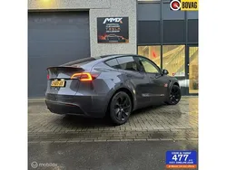 Grijs Gebruikt 2023 Tesla Model Y RWD SUV | € 35.999