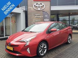 Rood Gebruikt 2016 Toyota Prius Business Edition Hatchback | € 14.400
