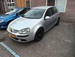 Grijs Gebruikt 2004 VW Golf IV Trendline Hatchback | € 2.000 (Eerlijke prijs)