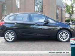 Zwart Gebruikt 2019 BMW 225 Active Tourer iPerformance MPV | € 20.450 (Goede deal)