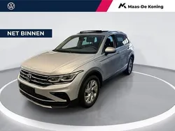 Zilver, metallic lak Gebruikt 2021 VW Tiguan Elegance SUV | € 32.440 (Eerlijke prijs)