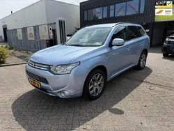 Blauw Gebruikt 2014 Mitsubishi Outlander Edition SUV | € 6.450 (Eerlijke prijs)