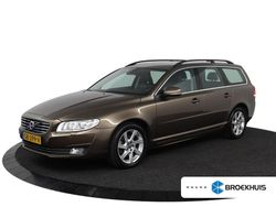Bruin Gebruikt 2015 Volvo V70 Stationwagen | € 19.895